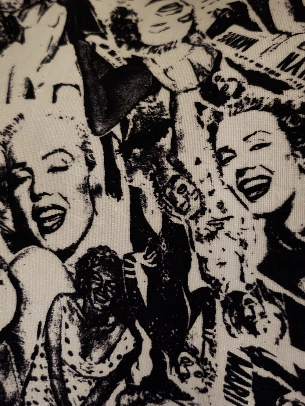Used Black And White Marilyn Monroe Shapewear - Picture 4 of 12